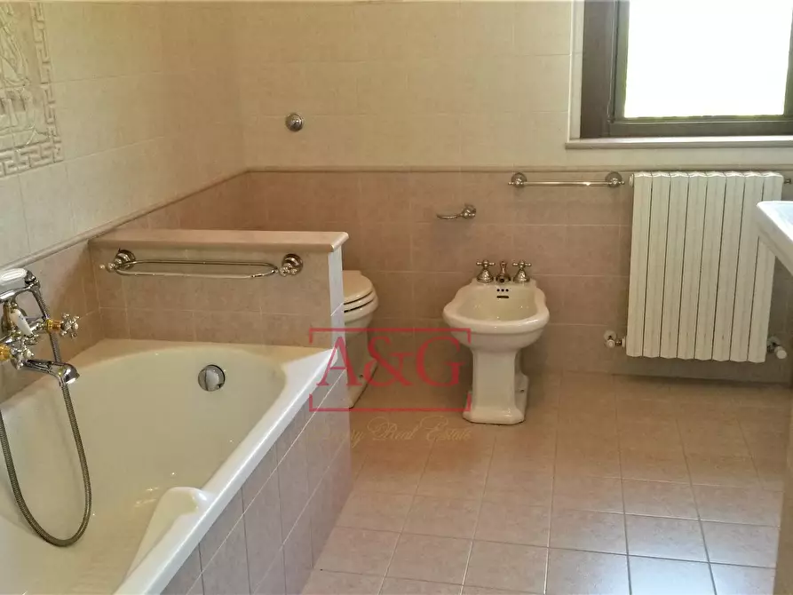 Immagine 19 di Villa in vendita  in CASA TASSO a Amandola