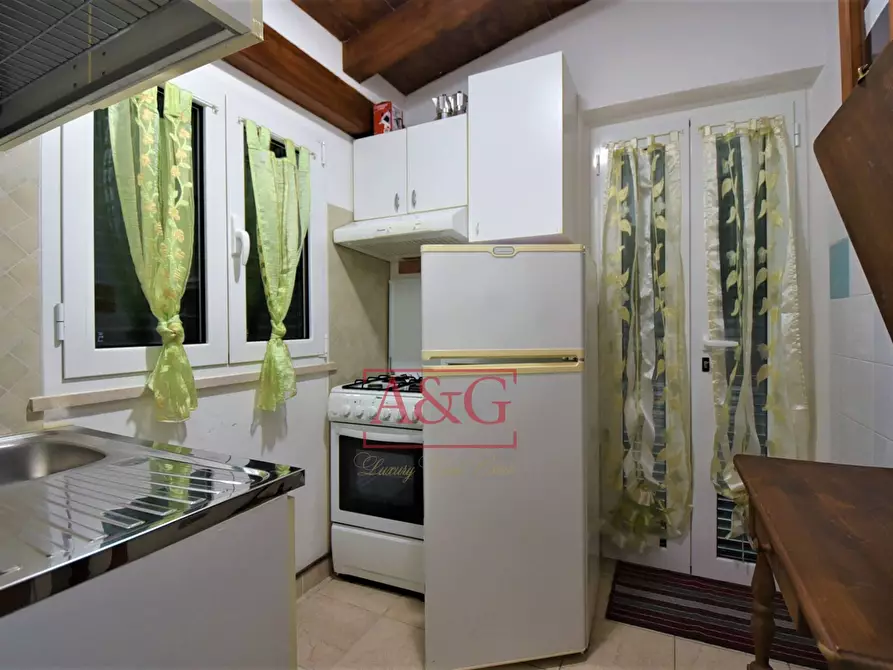 Immagine 29 di Attività commerciale in vendita  in Via Moricone a Sirolo