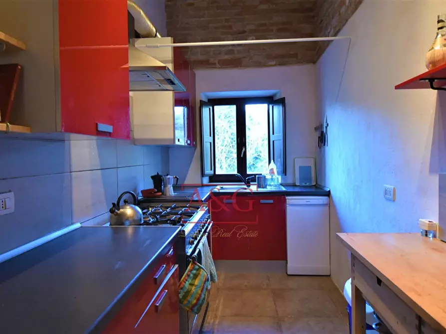 Immagine 15 di Rustico / casale in vendita  in contrada schito a Sarnano