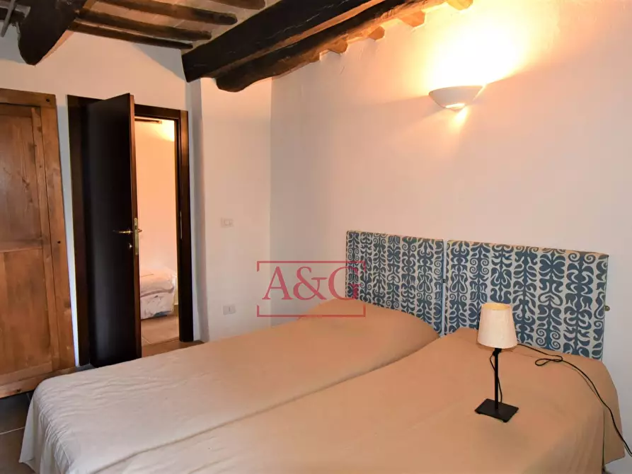 Immagine 23 di Rustico / casale in vendita  in contrada schito a Sarnano