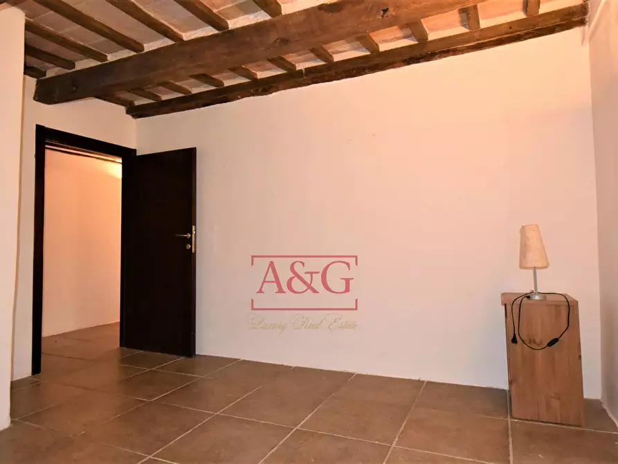 Immagine 25 di Rustico / casale in vendita  in contrada schito a Sarnano