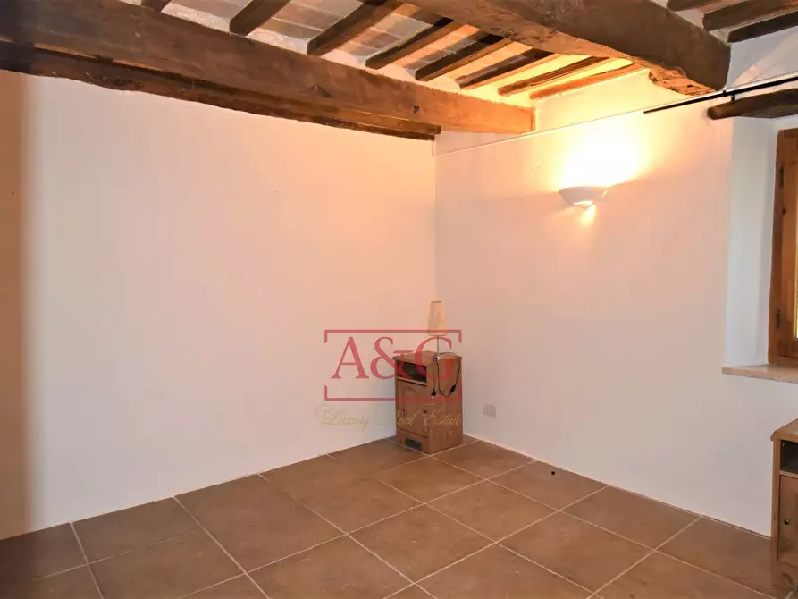 Immagine 27 di Rustico / casale in vendita  in contrada schito a Sarnano