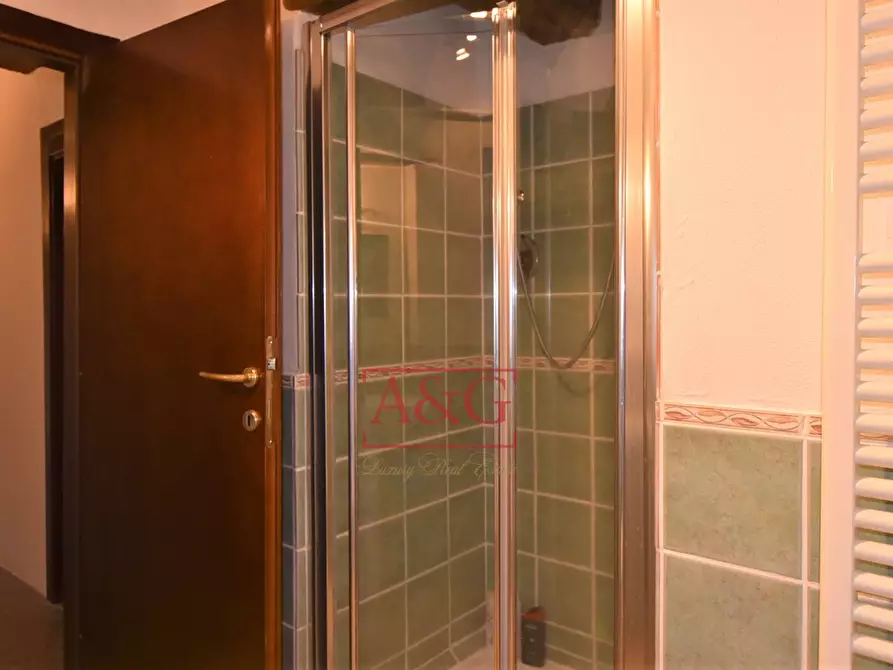 Immagine 30 di Rustico / casale in vendita  in contrada schito a Sarnano