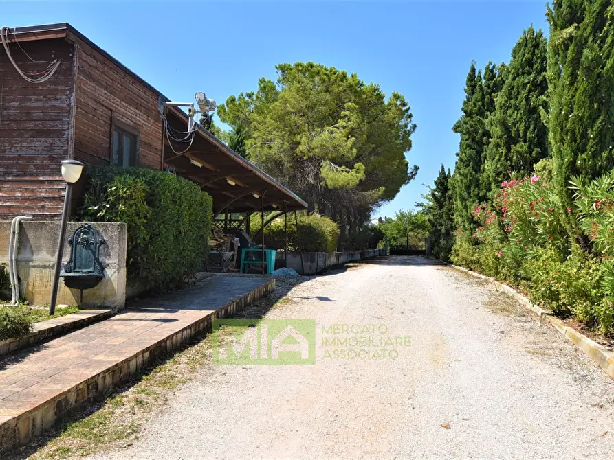 Immagine 16 di Villa in vendita  in Contrada Castelnuovo a Recanati