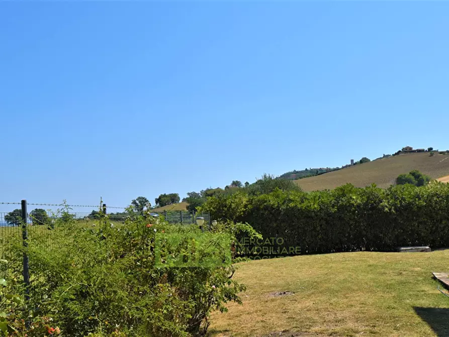 Immagine 25 di Villa in vendita  in Contrada Castelnuovo a Recanati