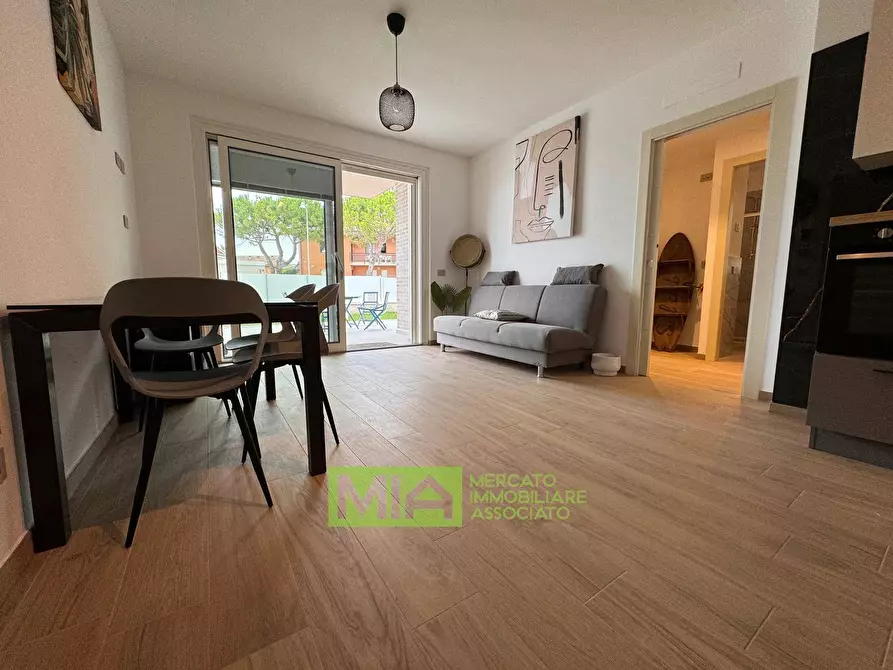 Immagine 19 di Appartamento in vendita  in Viale dei Pini a Altidona