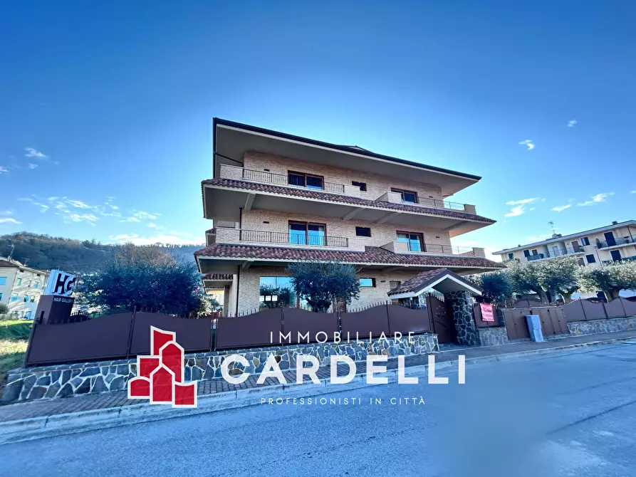 Immagine 3 di Ufficio in vendita  in Via Antonicelli a Sant'elpidio A Mare