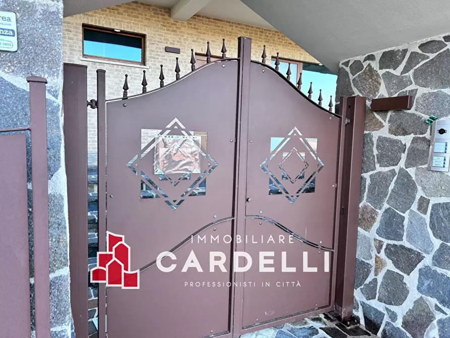 Immagine 5 di Ufficio in vendita  in Via Antonicelli a Sant'elpidio A Mare