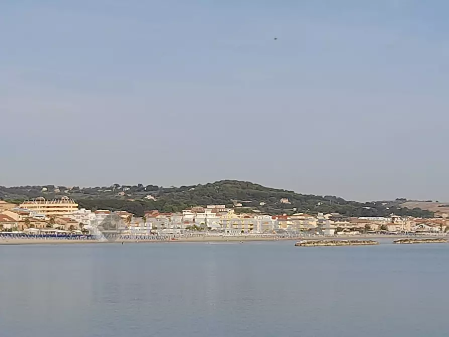 Immagine 13 di Appartamento in vendita  in Via Mazzini a Civitanova Marche