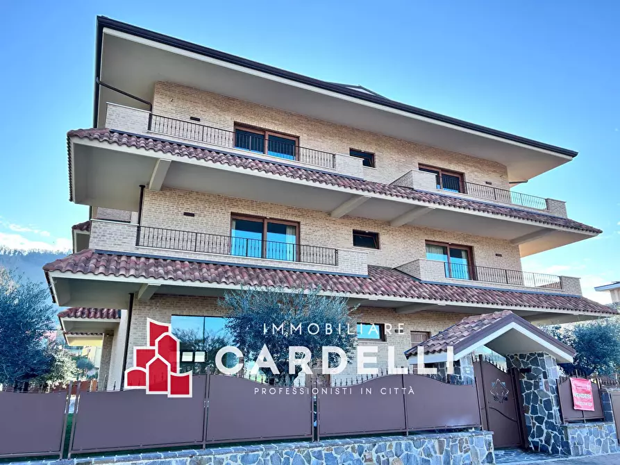 Immagine 1 di Villa in vendita  in Via Antonicelli a Sant'elpidio A Mare