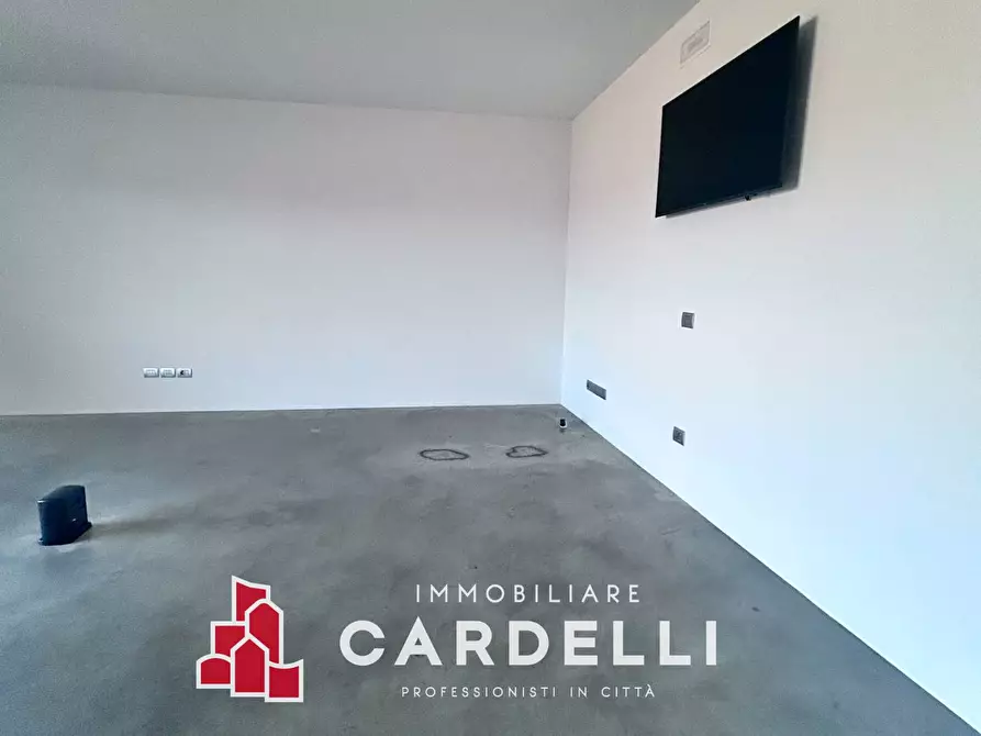 Immagine 29 di Villa in vendita  in Via Antonicelli a Sant'elpidio A Mare