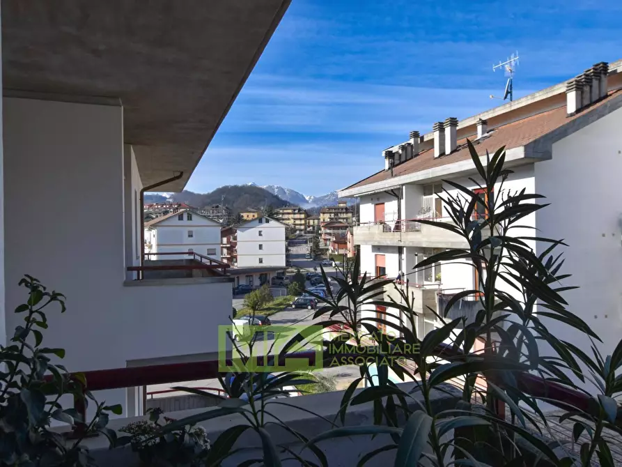 Immagine 11 di Appartamento in vendita  in Via Aldo Moro a Comunanza