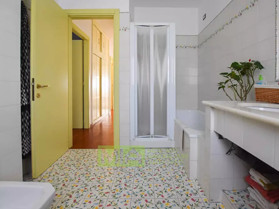 Immagine 25 di Appartamento in vendita  in Via Aldo Moro a Comunanza