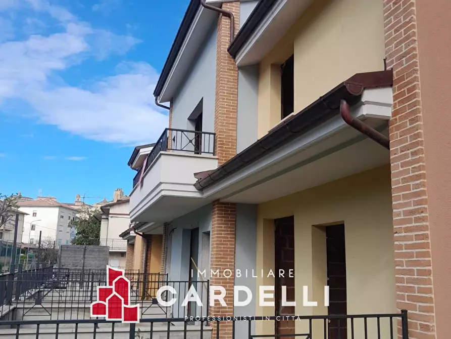 Immagine 14 di Villa in vendita  in Via Celeste a Sant'elpidio A Mare