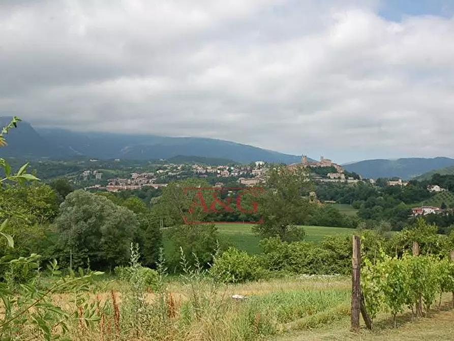 Immagine 11 di Rustico / casale in vendita  in contrada schito a Sarnano
