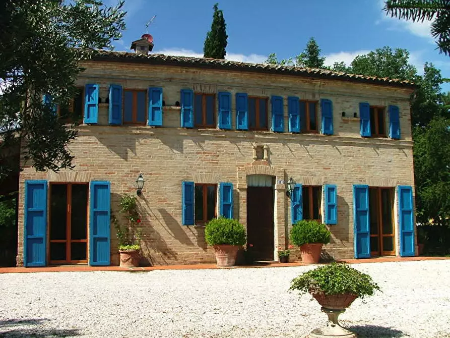 Immagine 4 di Villa in vendita  in CONTRADA VALLEMARINA a Monte Vidon Corrado