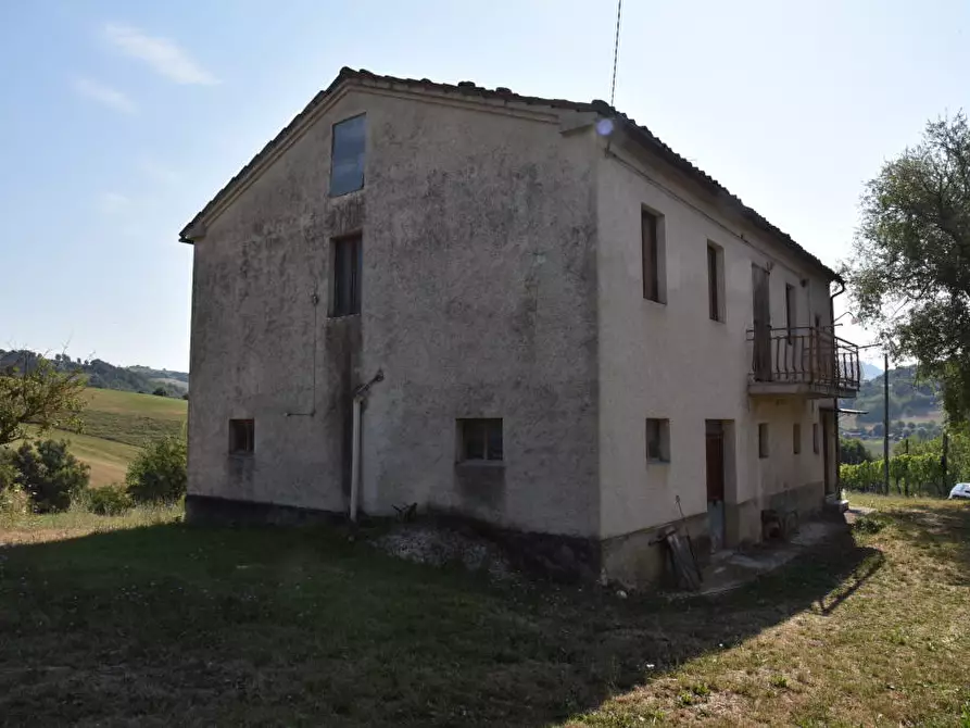 Immagine 26 di Rustico / casale in vendita  a Amandola