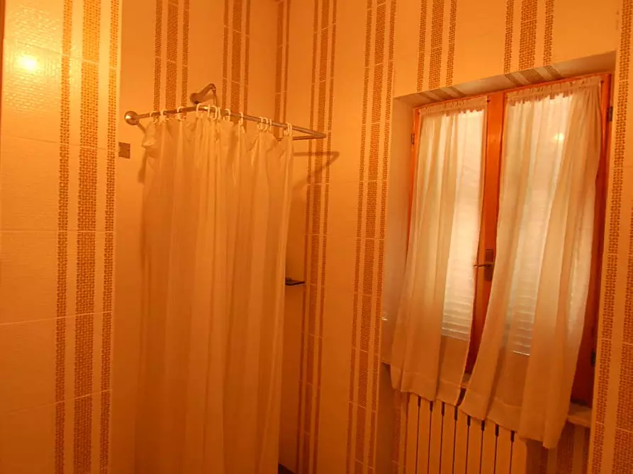 Immagine 21 di Villa in vendita  in CONTRADA BORE DI TENNA a Fermo