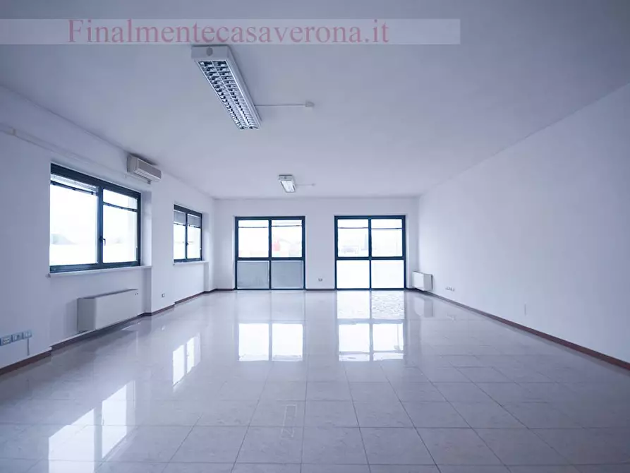 Immagine 5 di Ufficio in affitto  in Viale Europa a Negrar di Valpolicella