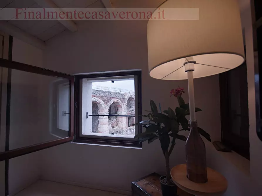Immagine 23 di Appartamento in affitto  in Piazza Mura Gallieno a Verona