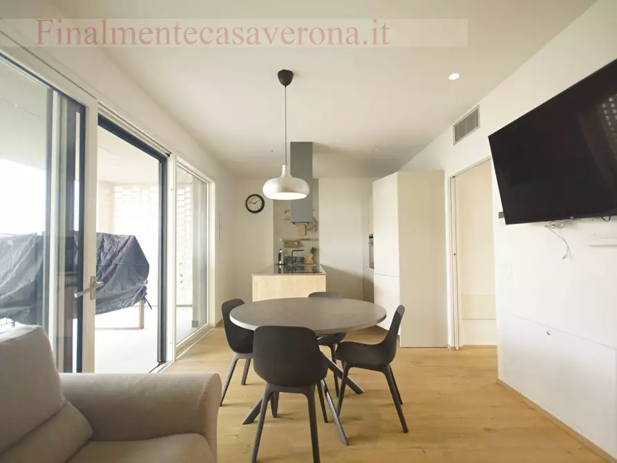 Immagine 4 di Appartamento in affitto  in Via Secolo a Peschiera Del Garda