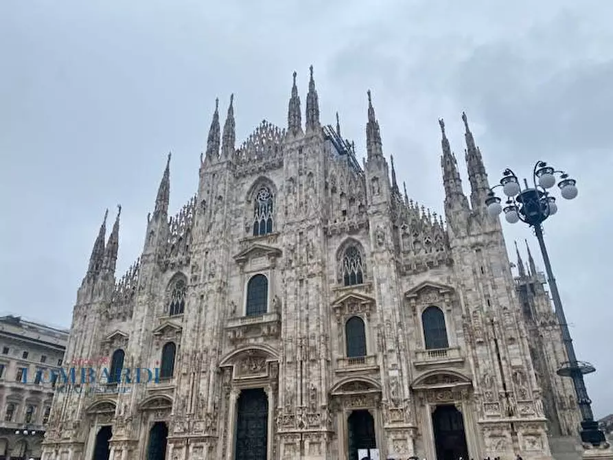 Immagine 1 di Negozio in affitto  in Passaggio Duomo a Milano