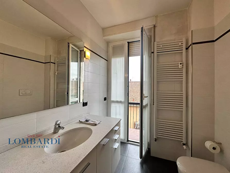 Immagine 18 di Appartamento in affitto  in Via Bonvesin De La Riva a Milano