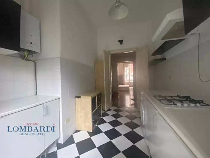 Immagine 26 di Appartamento in affitto  in Viale Regina Giovanna a Milano