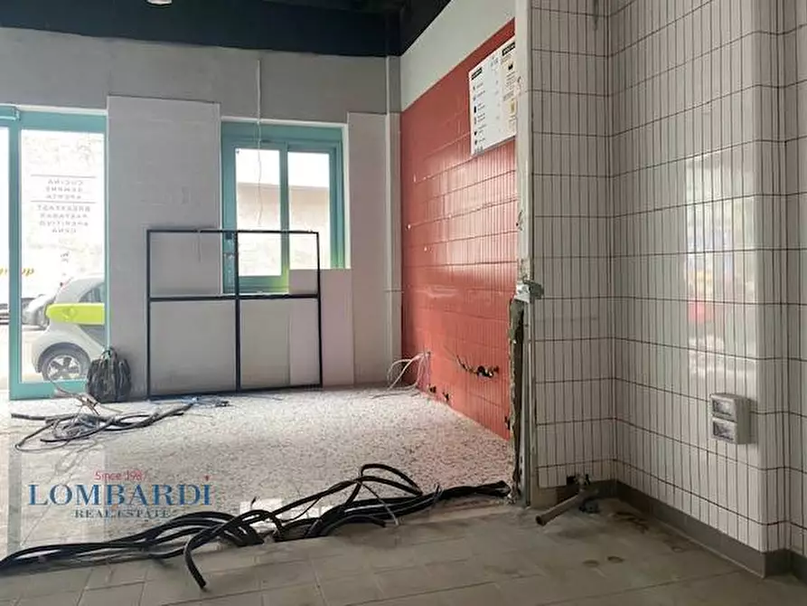 Immagine 10 di Negozio in affitto  in Viale Bligny a Milano