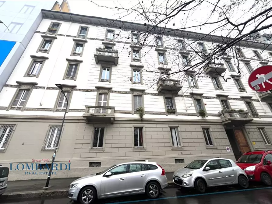 Immagine 1 di Appartamento in vendita  in Viale Francesco Crispi a Milano
