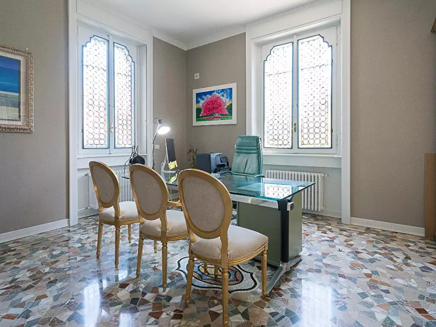 Immagine 13 di Villa in affitto  in Via Pier Fortunato Calvi a Cesano Maderno