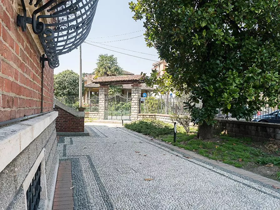 Immagine 4 di Villa in affitto  in Via Pier Fortunato Calvi a Cesano Maderno