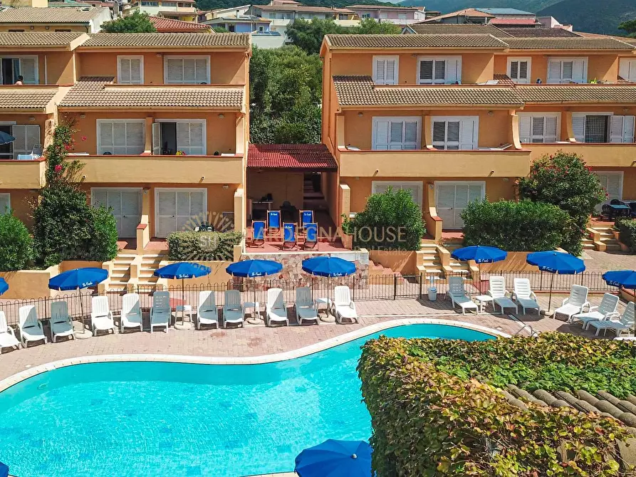 Immagine 7 di Appartamento in vendita  in Via Dettori a Badesi