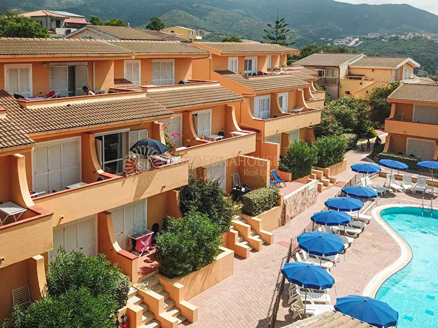 Immagine 9 di Appartamento in vendita  in Via Dettori a Badesi