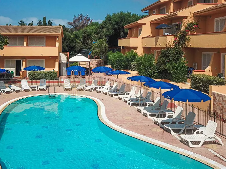 Immagine 11 di Appartamento in vendita  in Via Dettori a Badesi