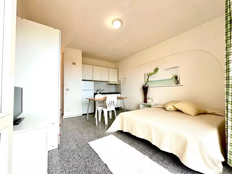 Immagine 17 di Appartamento in vendita  in Via Dettori a Badesi