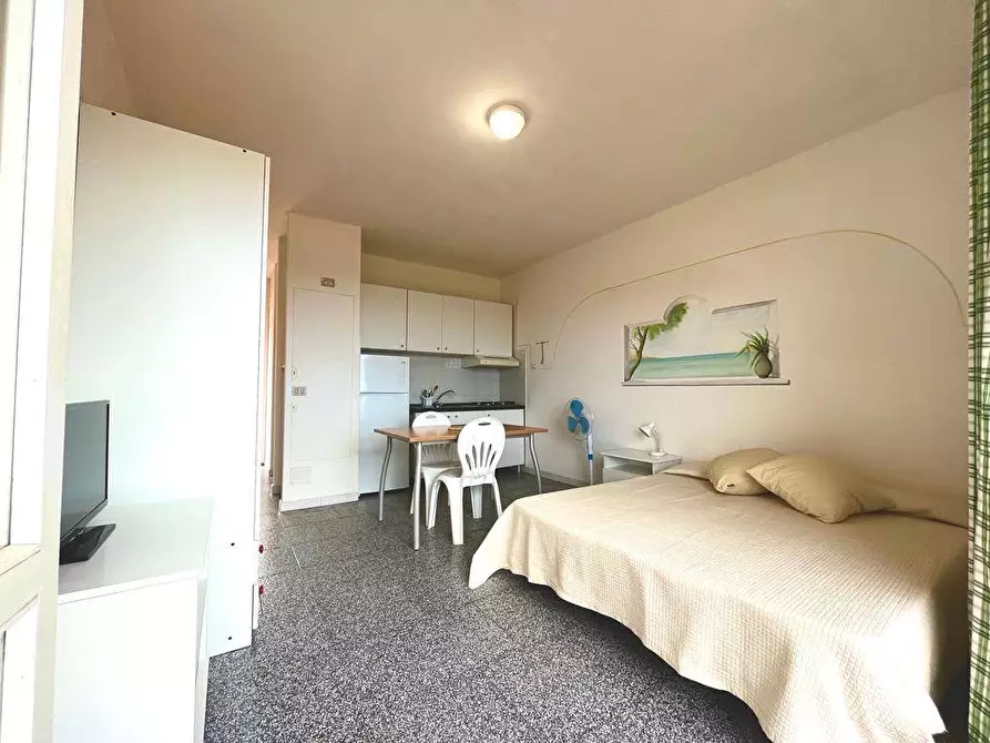 Immagine 21 di Appartamento in vendita  in Via Dettori a Badesi