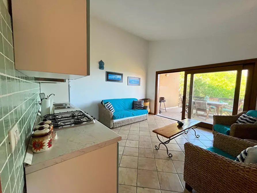 Immagine 10 di Villetta a schiera in vendita  a Trinità D'agultu E Vignola