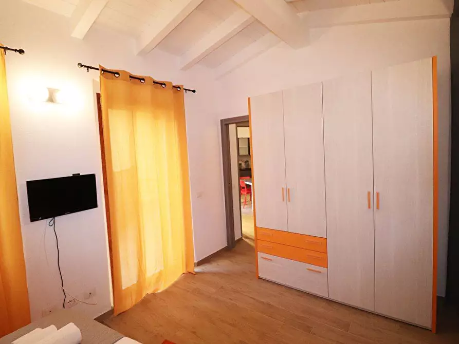 Immagine 11 di Appartamento in vendita  in Via Fanti a La Maddalena