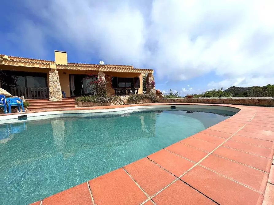 Immagine 3 di Casa bifamiliare in vendita  in Loc. Costa Paradiso a Trinità D'agultu E Vignola