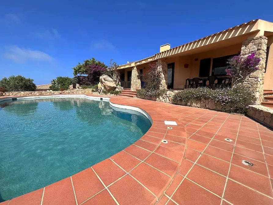Immagine 2 di Casa bifamiliare in vendita  in Loc. Costa Paradiso a Trinità D'agultu E Vignola