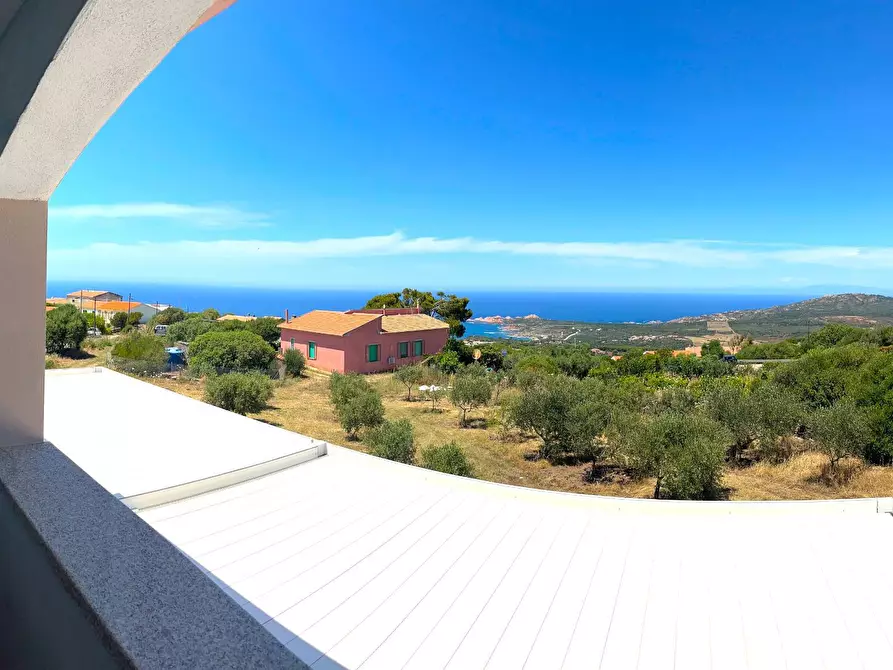 Immagine 5 di Appartamento in vendita  a Trinità D'agultu E Vignola