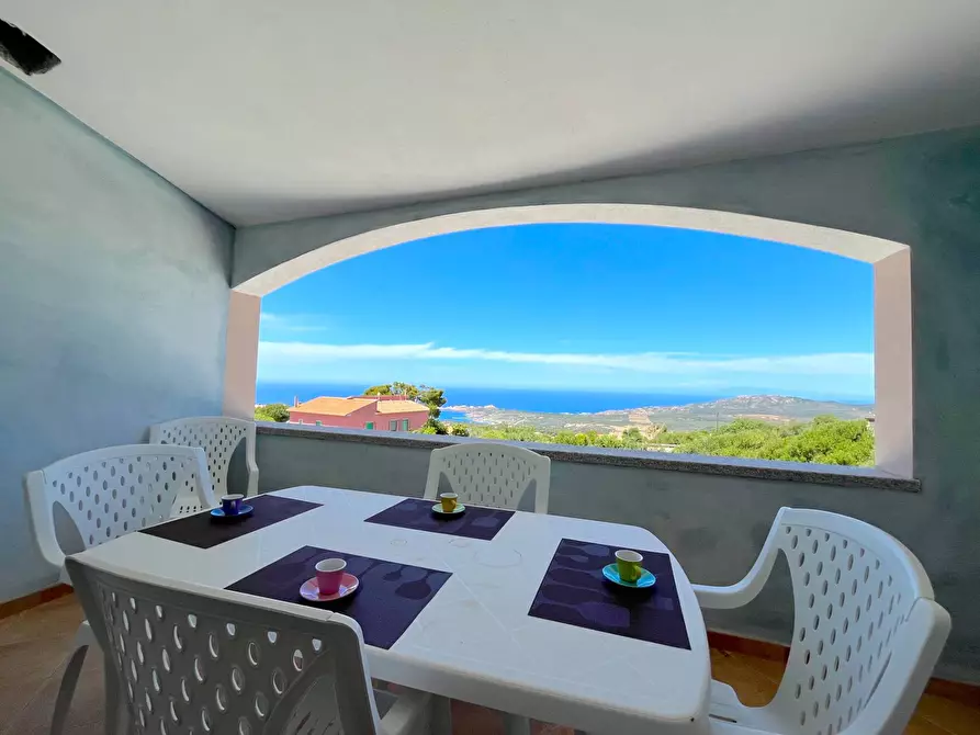 Immagine 2 di Appartamento in vendita  a Trinità D'agultu E Vignola