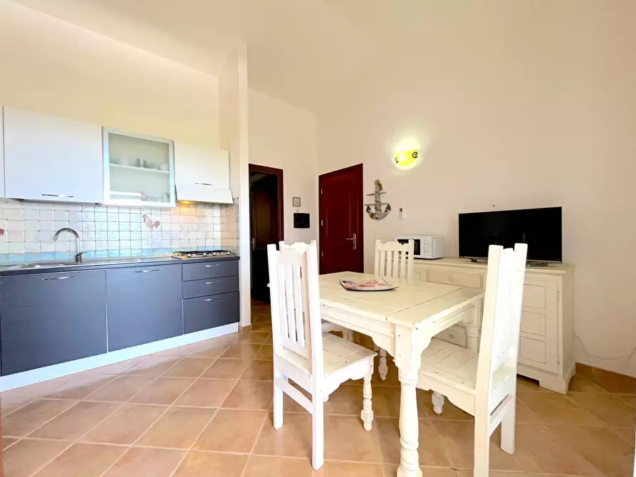 Immagine 7 di Appartamento in vendita  a Trinità D'agultu E Vignola