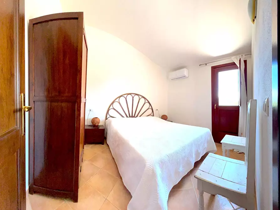 Immagine 13 di Appartamento in vendita  a Trinità D'agultu E Vignola