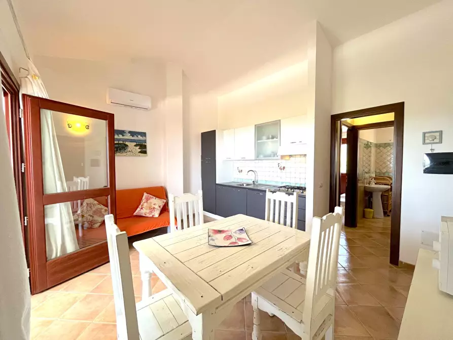 Immagine 17 di Appartamento in vendita  a Trinità D'agultu E Vignola