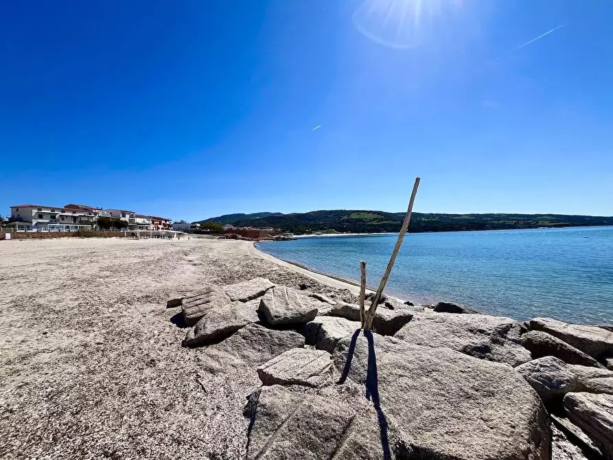 Immagine 20 di Appartamento in vendita  a Trinità D'agultu E Vignola