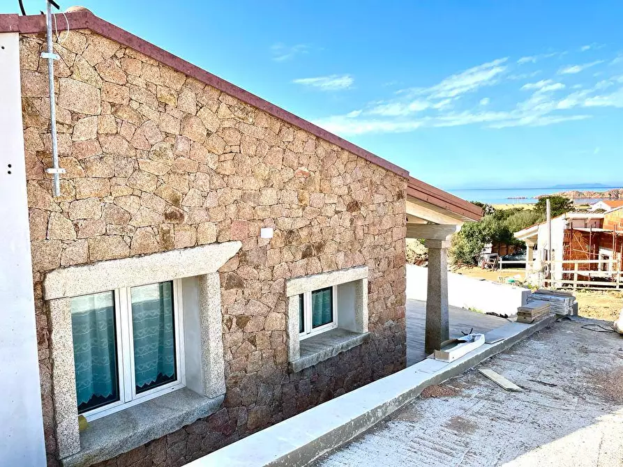 Immagine 19 di Villa in vendita  in Isola Rossa a Trinità D'agultu E Vignola