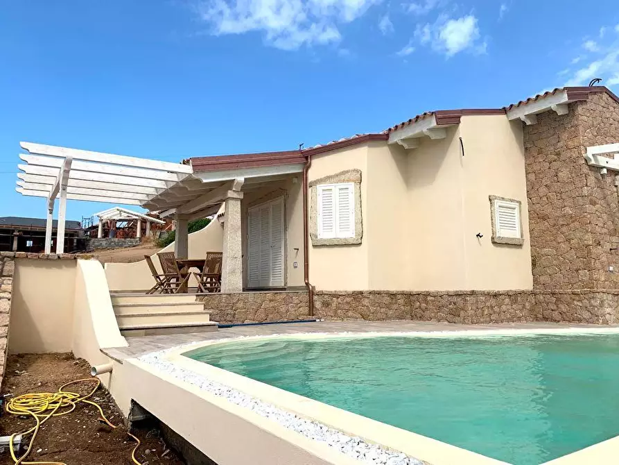 Immagine 5 di Villa in vendita  in Isola Rossa a Trinità D'agultu E Vignola