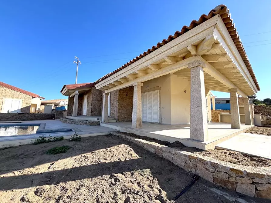 Immagine 7 di Casa bifamiliare in vendita  a Trinità D'agultu E Vignola